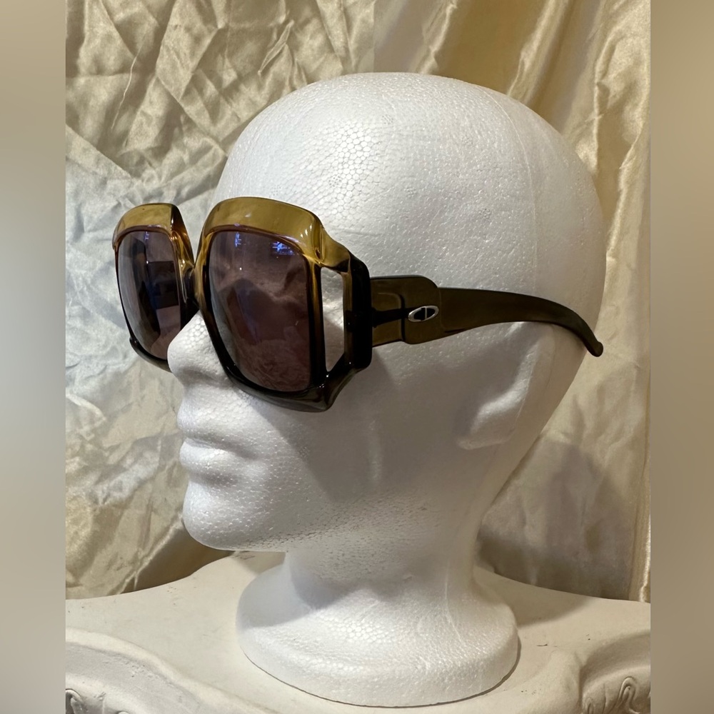 Christian Dior Oversized 70’s RARE Vintage Sunglasses - Picture 6 of 12